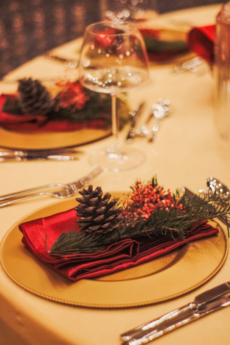 17 Christmas Napkin Folding Ideas